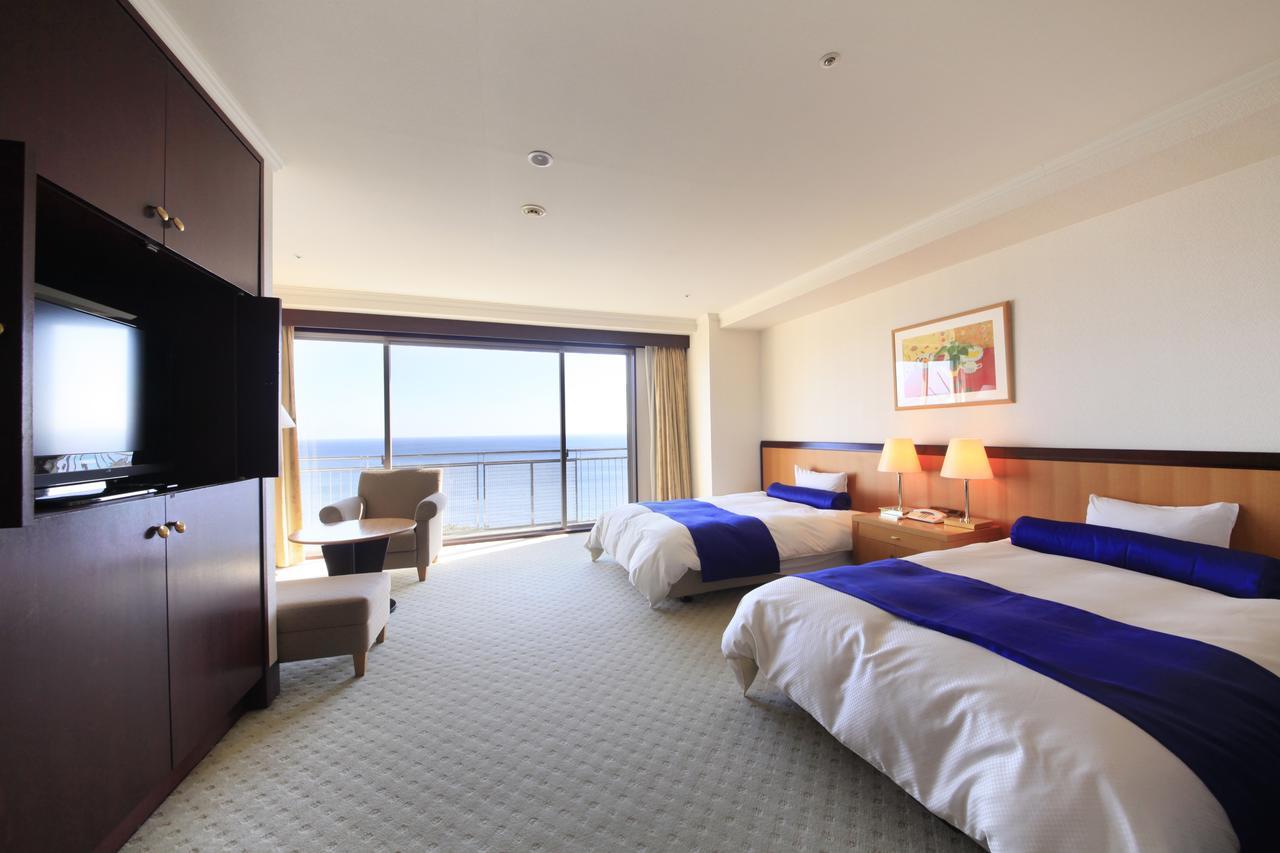 אטאמי Kkr Hotel Atami מראה חיצוני תמונה
