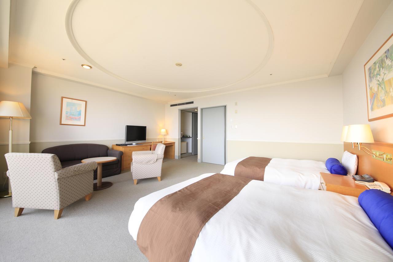 אטאמי Kkr Hotel Atami מראה חיצוני תמונה