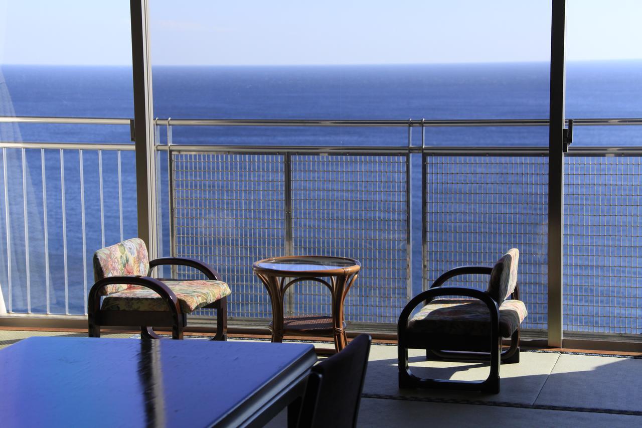 אטאמי Kkr Hotel Atami מראה חיצוני תמונה