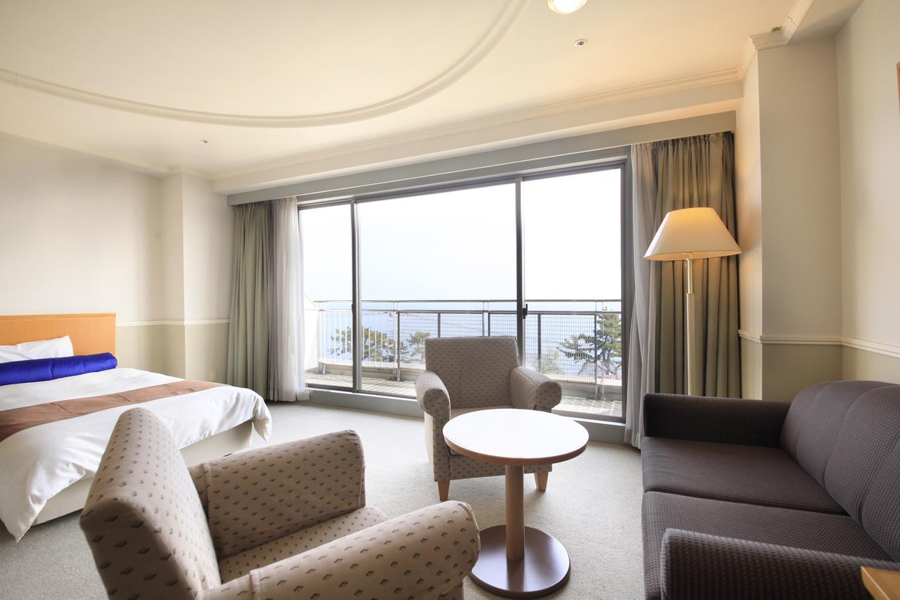 אטאמי Kkr Hotel Atami מראה חיצוני תמונה