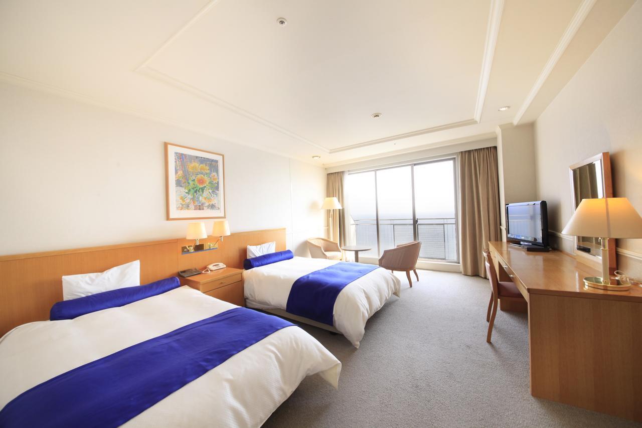 אטאמי Kkr Hotel Atami מראה חיצוני תמונה